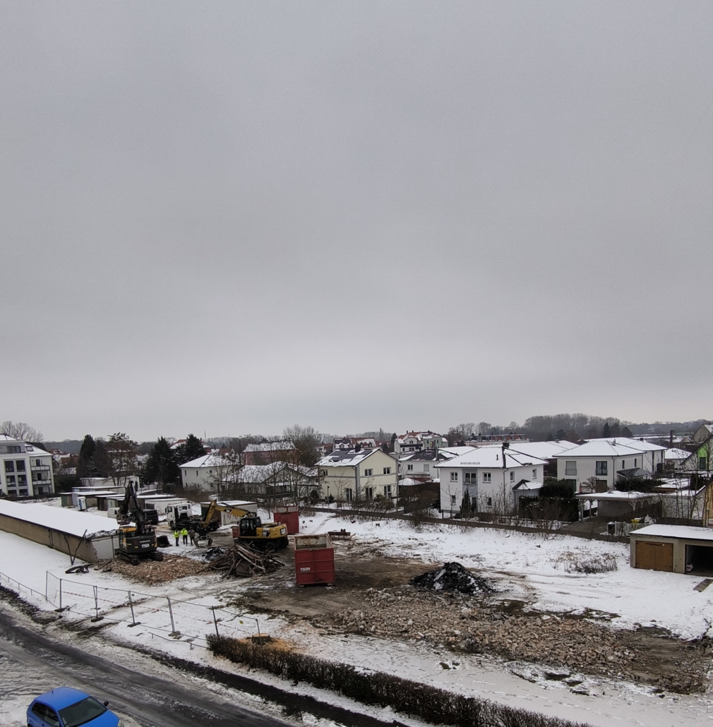 Baufeldfreimachung Garagenhofe, Bagger