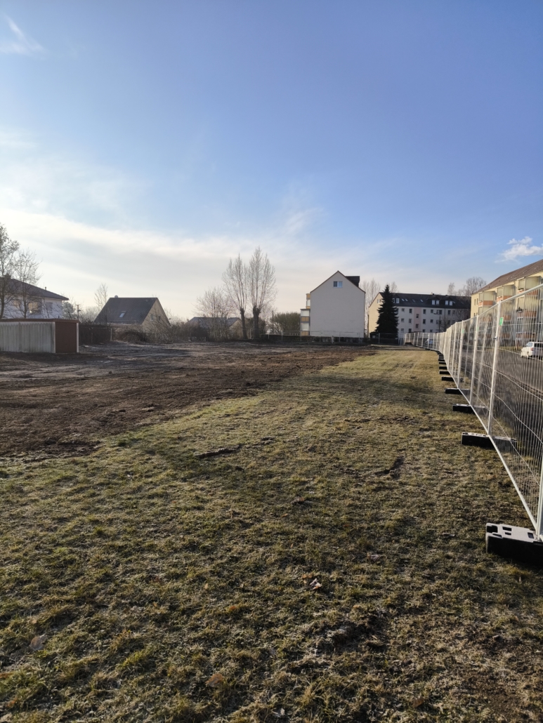 Baufeldfreimachung erfolgt auf Garagenhof