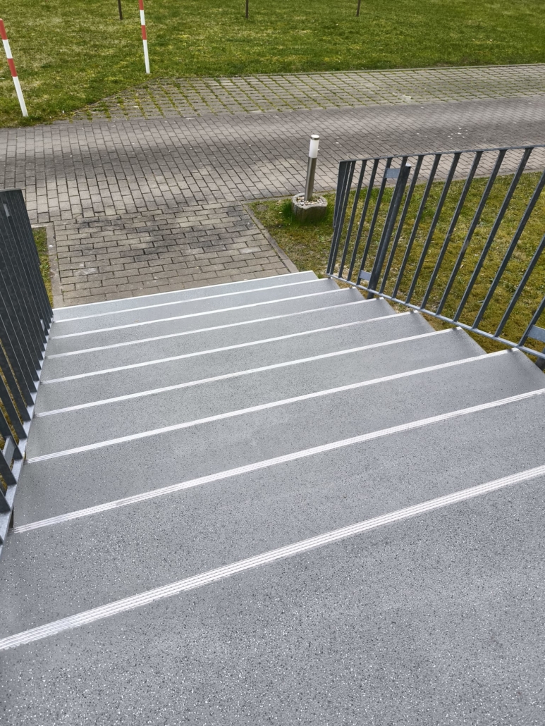 Treppen Eingangsbereich Böhlen